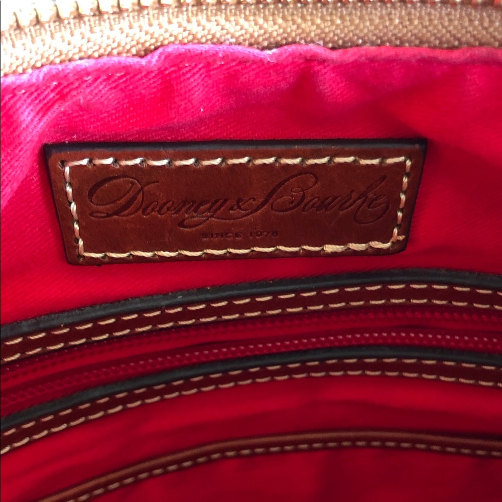 Dooney & Bourke Peddle Grain Hobo White and Brown Shoulder Bag - Picture 5 of 12